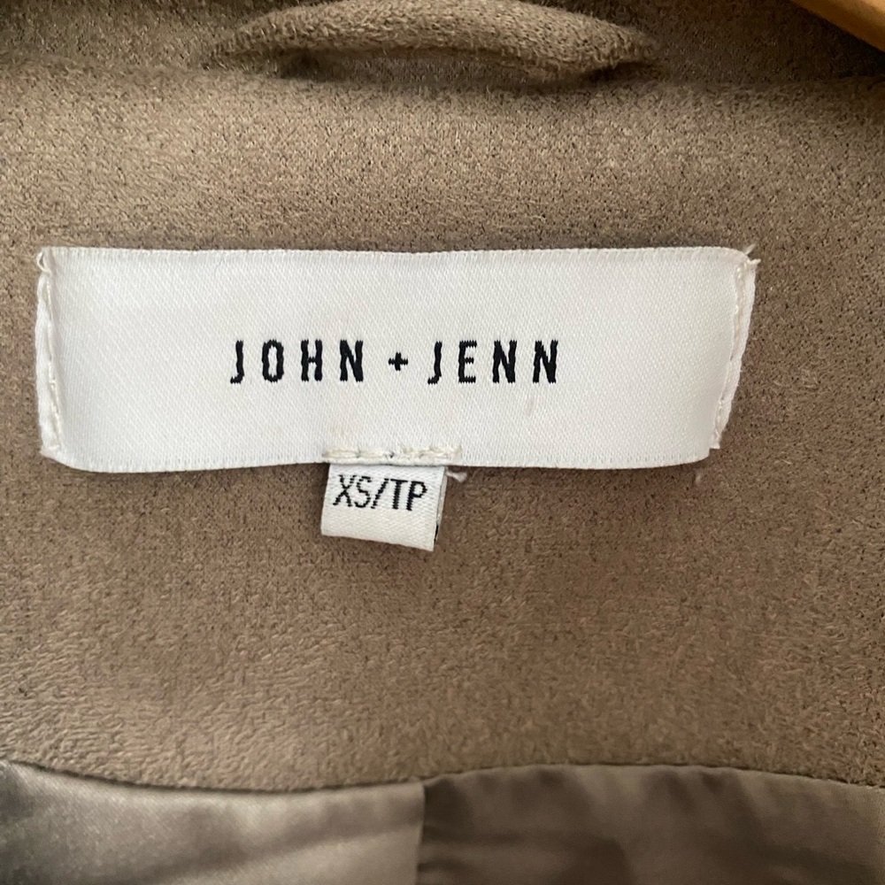 Motto jacket - Picture 3 of 4